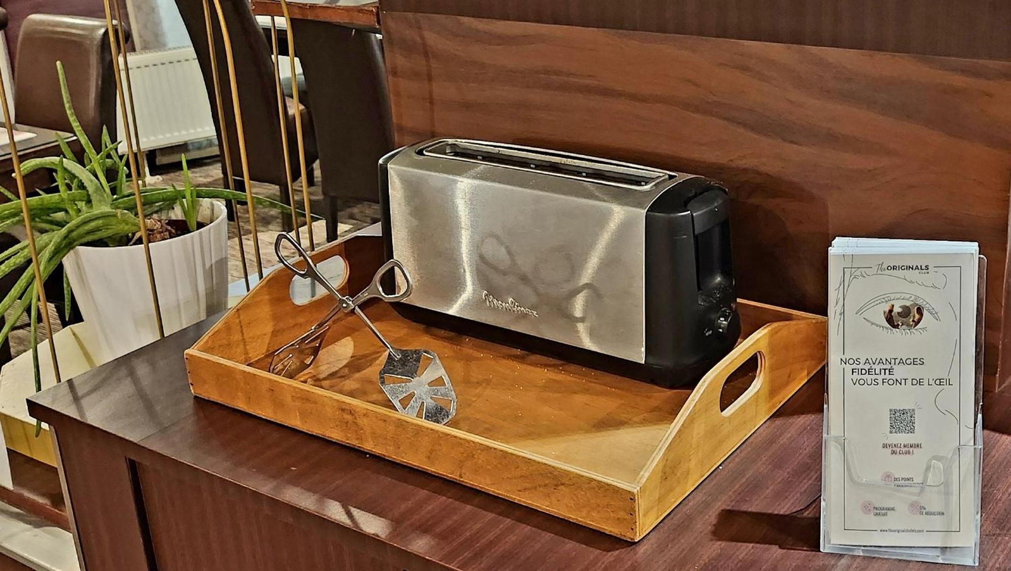The Originals City, Hotel Le Forum, Strasbourg Nord Schiltigheim Ngoại thất bức ảnh
