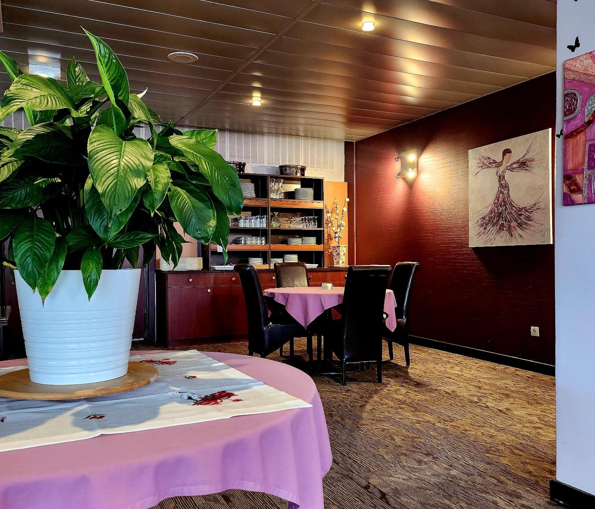 The Originals City, Hotel Le Forum, Strasbourg Nord Schiltigheim Ngoại thất bức ảnh